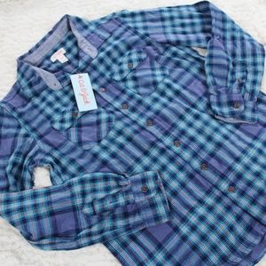 NWT Boys' Long Sleeve Button Down Shirt Large